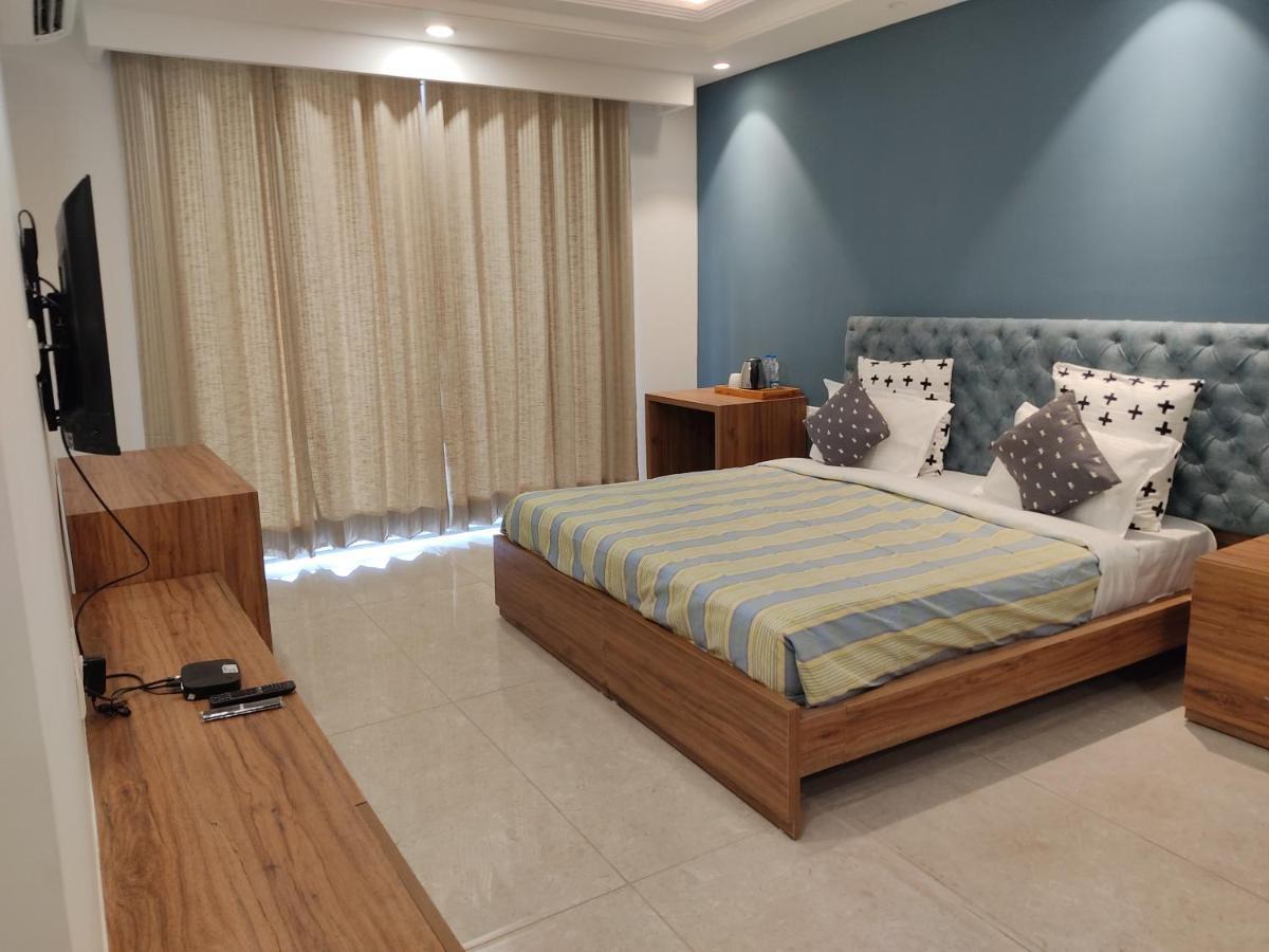 Perch Service Apartment-Mg Road グルガウン エクステリア 写真